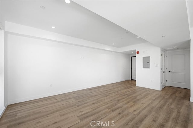 Building Photo - 10657 Moorpark St