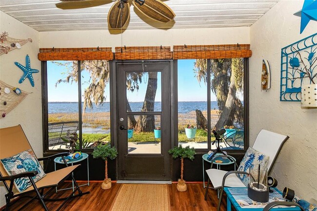 Building Photo - 2225 Cypress Ct