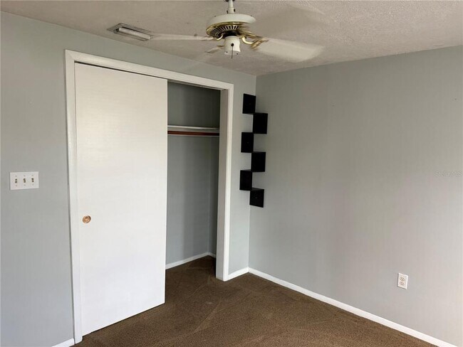 Building Photo - 580 Skylark Ln NW