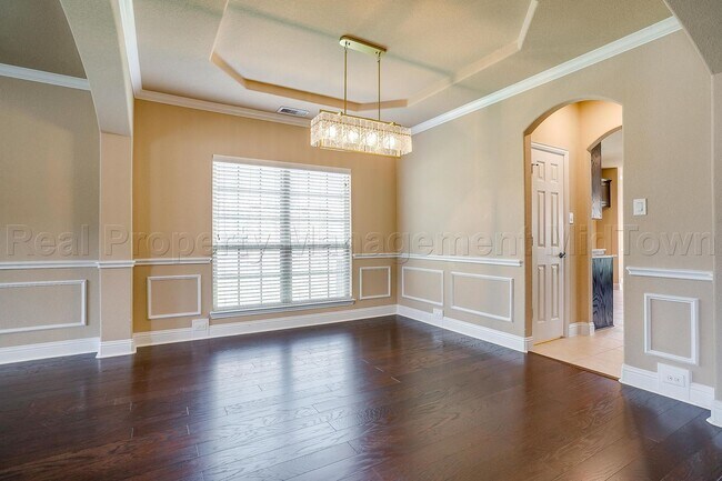 Building Photo - Gorgeous 5 bedroom, 4 bath home in Mansfield ISD