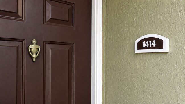 Building Photo - For Rent Beautiful 2/2 First Floor Condo at the Crest close to UCF and Valencia College !!!