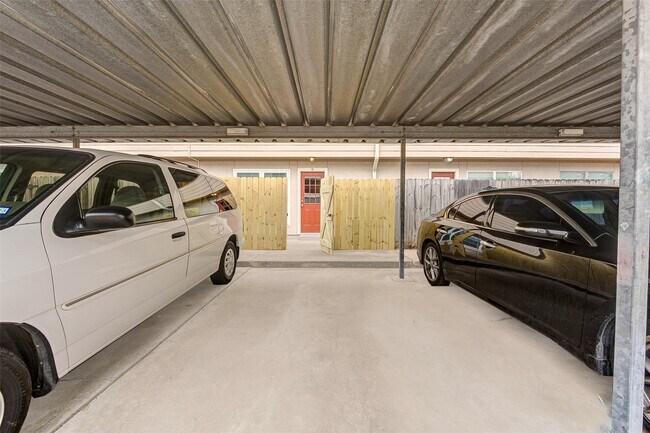 Building Photo - 6406 Ferris Dr