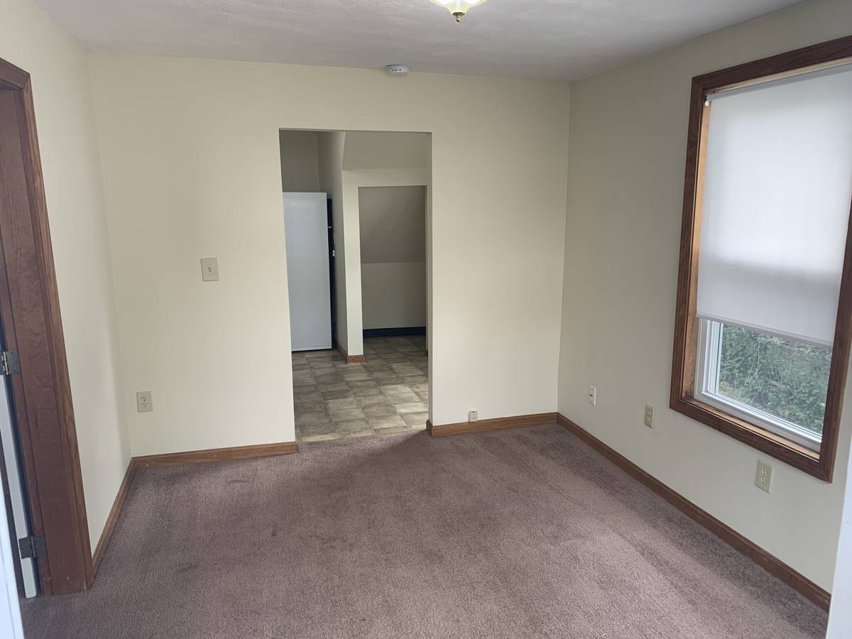 Building Photo - 96 Nichols Ave