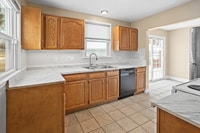 Building Photo - 2128 Windemere Ave