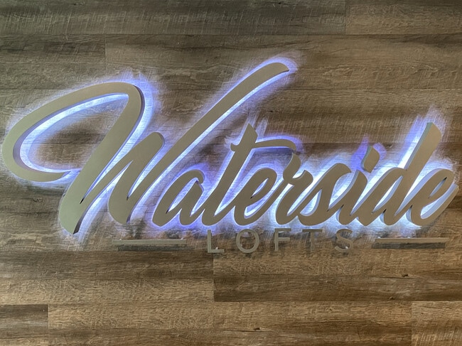 Building Photo - 1401 Wewatta St