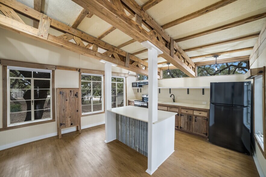 Building Photo - 19827 FM 306