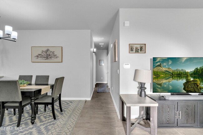 Building Photo - 11352 Hidalgo Dr