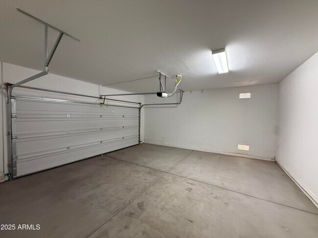 Building Photo - 9811 E Palladium Dr