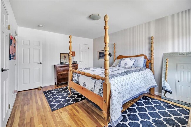 Building Photo - 245 Unquowa Rd