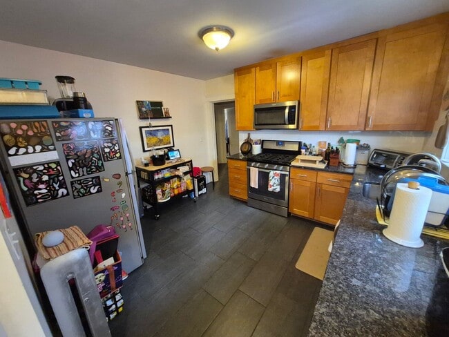 Building Photo - Nice 3 bed in Watertown