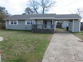 Building Photo - 1621 Dearborn Dr