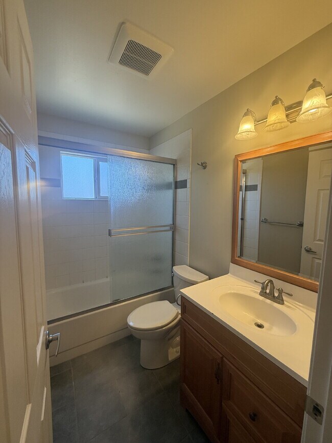 Building Photo - Charming 3 Bedroom, 2 Bathroom Livermore Home with Pool & Private Backyard Oasis