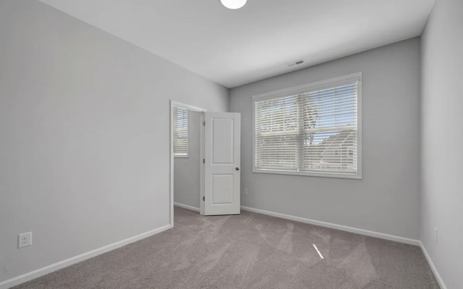 Building Photo - 3116 Cathedral Comb Dr
