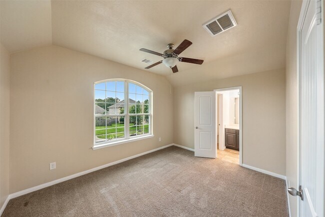 Building Photo - 24213 Nichols Trace Dr