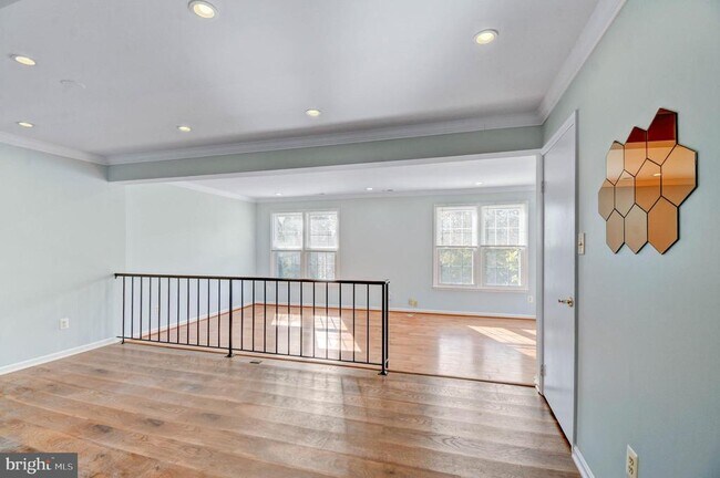 Building Photo - 4472 Ruggles Ct