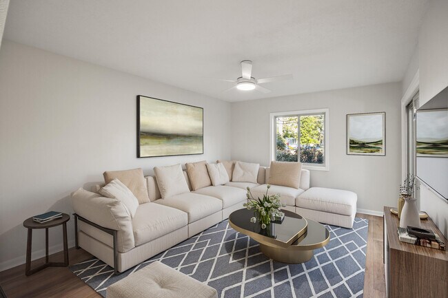 Building Photo - 3368 Montavesta Rd