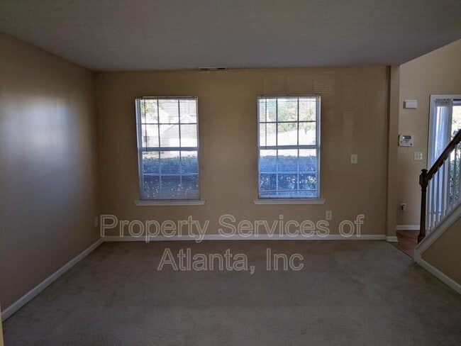 Building Photo - 1815 Rest Haven Ln