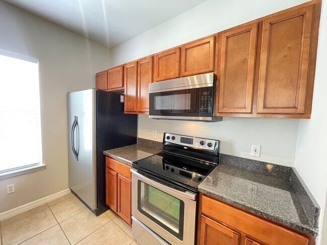 Building Photo - 760 Siena Palm Dr