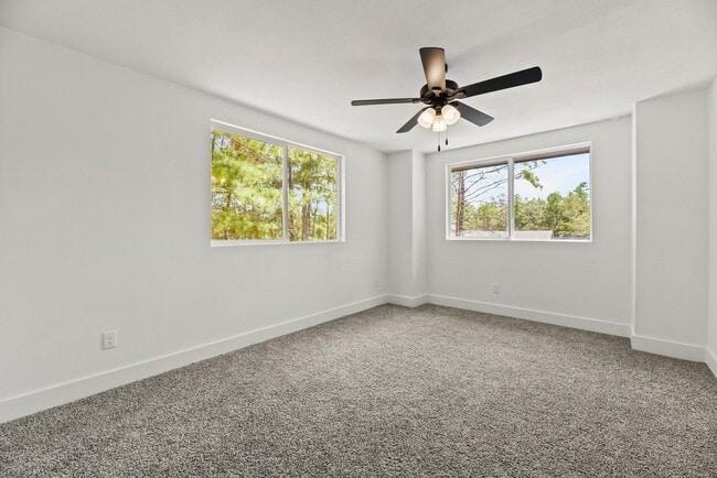 Building Photo - 17068 Lively Rd