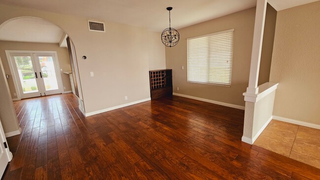 Building Photo - CESPED - AMAZING VIEWS, LUXURY UPDATED 4 BR HOME IN TIERRASANTA