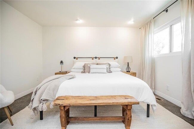 Building Photo - 1 Rader Ln