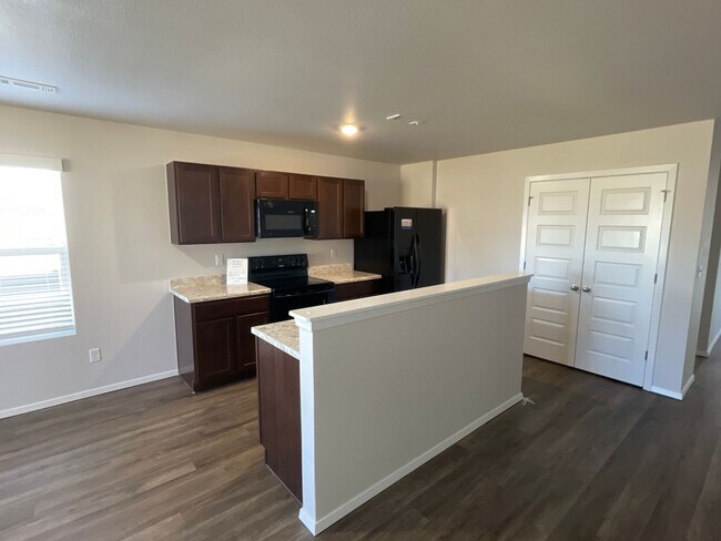 Building Photo - AVAILABLE NOW! Spacious Four Bedroom | Two Bath Home in Barberry Court