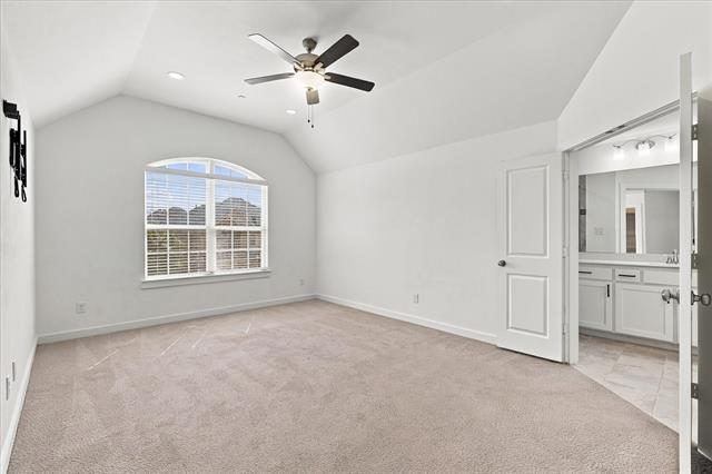 Building Photo - 2737 Splendor Ln