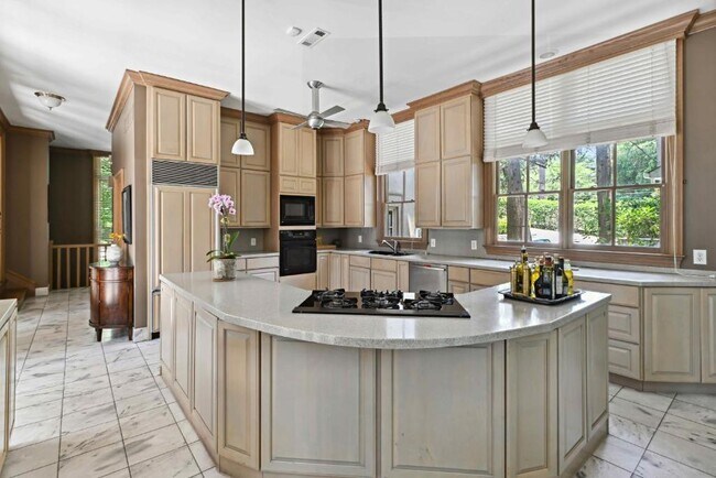 Building Photo - 3281 Habersham Rd NW