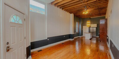 Building Photo - 1016 W Cullerton St