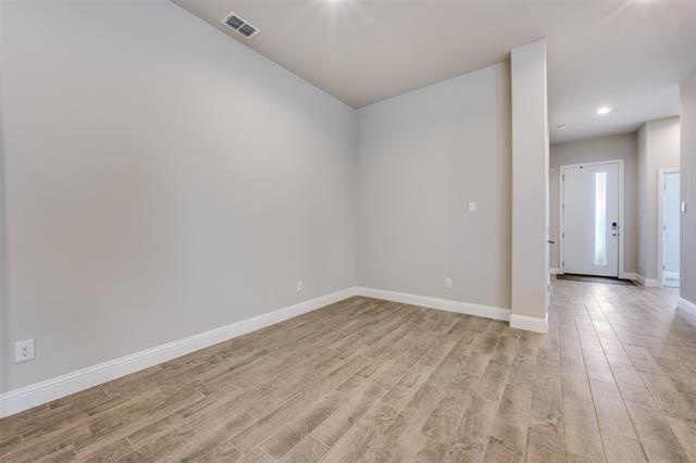 Building Photo - 2216 Toucan Dr