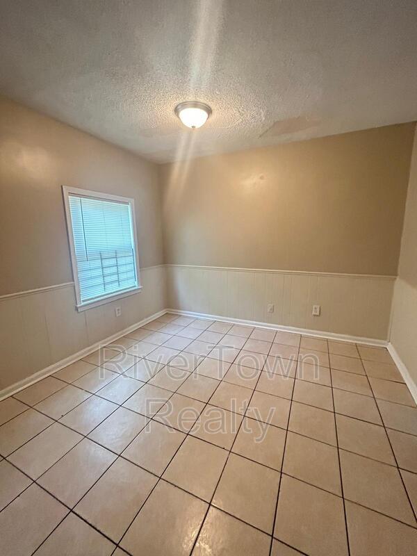 Building Photo - 781 Candace Dr