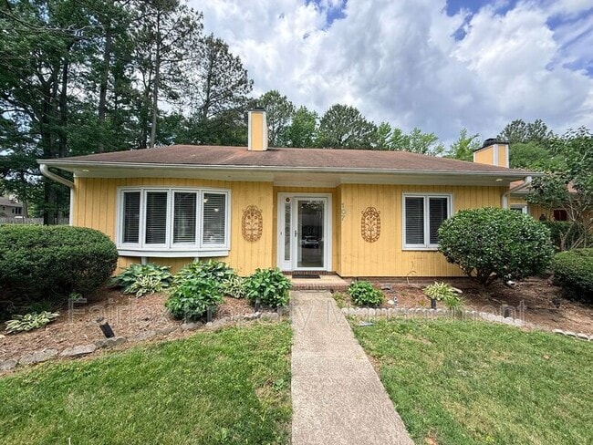 Building Photo - 107 Perriwinkle Pl