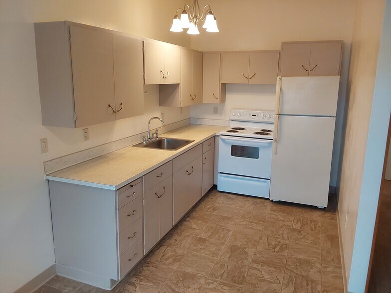 Building Photo - Shorewood Terrace