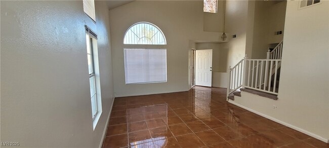 Building Photo - 5115 Blossom Ave