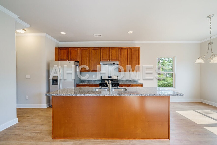 Building Photo - 5244 Halcyon Ct