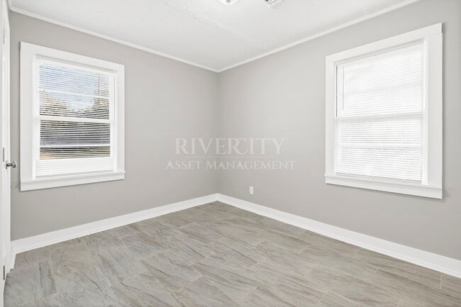 Building Photo - 4056 Grantham Rd