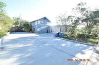 Building Photo - 1254 Grove St
