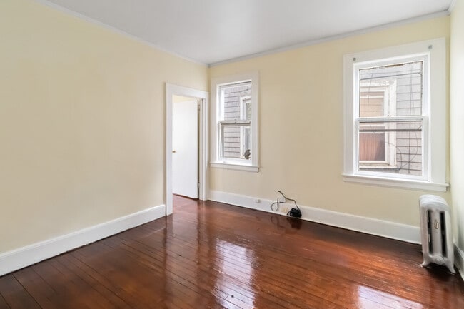 Building Photo - 24 Wheeler St