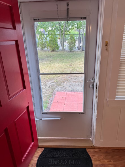 Building Photo - 315 Maplewood Ave