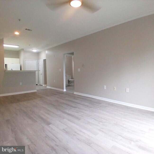 Building Photo - 11320 Aristotle Dr