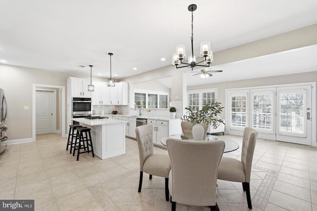 Building Photo - 19925 Interlachen Cir