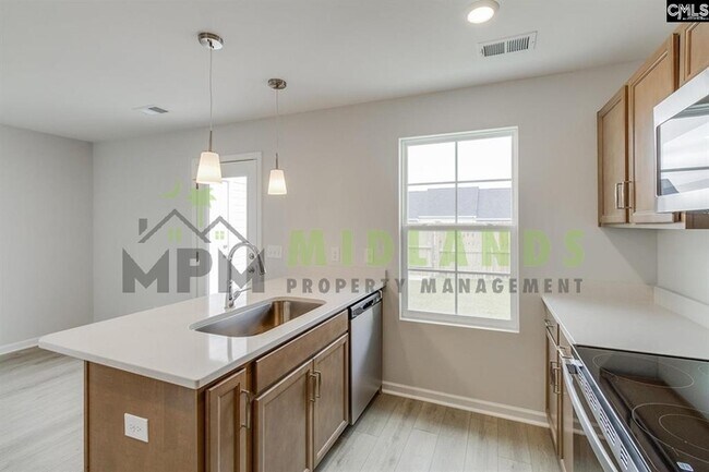 Building Photo - 3068 Harborview Dr