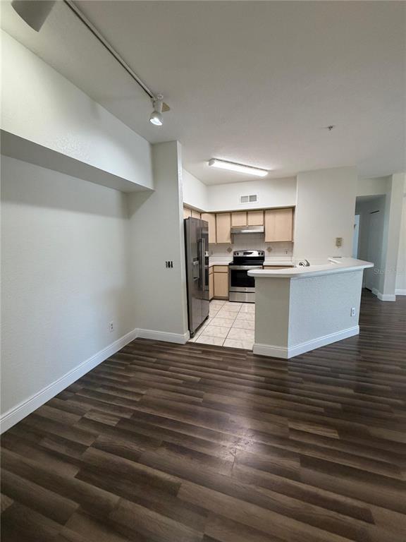 Building Photo - 822 Camargo Way