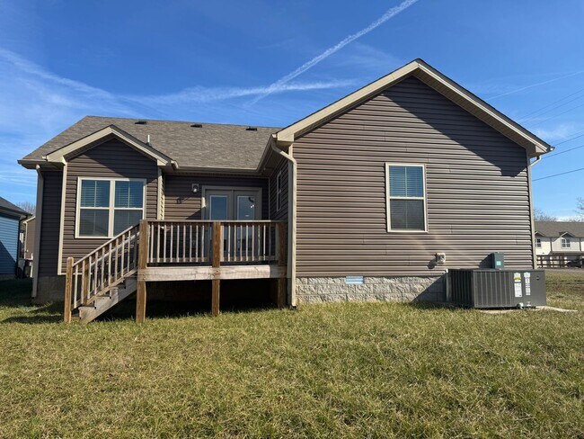 Building Photo - Gorgeous Single Family Home