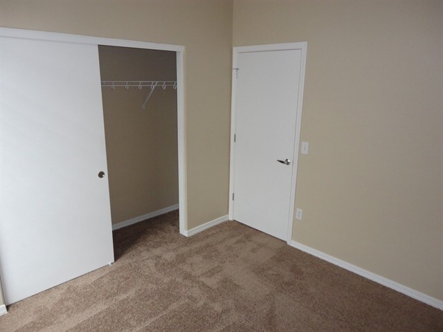 Building Photo - 8280 W Redshank Dr