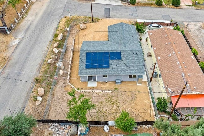 Building Photo - New Build Home with Solar in Lake Elsinore!
