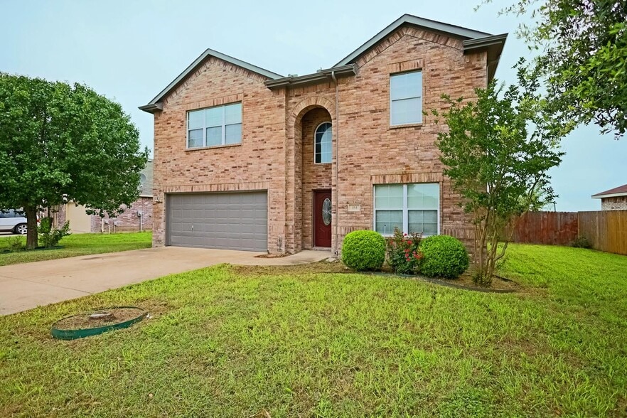Building Photo - Affordable charm in Ferris – your cozy home at an unbeatable price!
