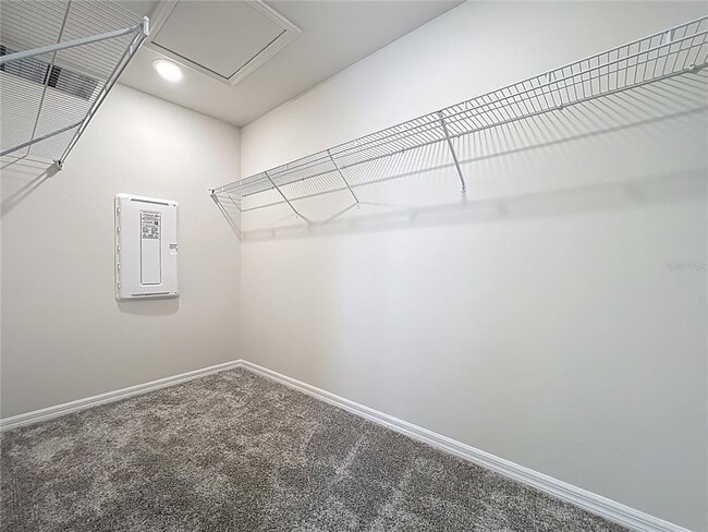 Building Photo - 431 Meadowland Pt