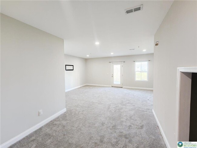 Building Photo - 7699 Clayton Ave