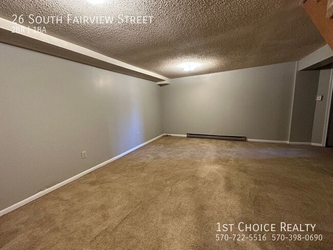 Building Photo - 26 S Fairview St